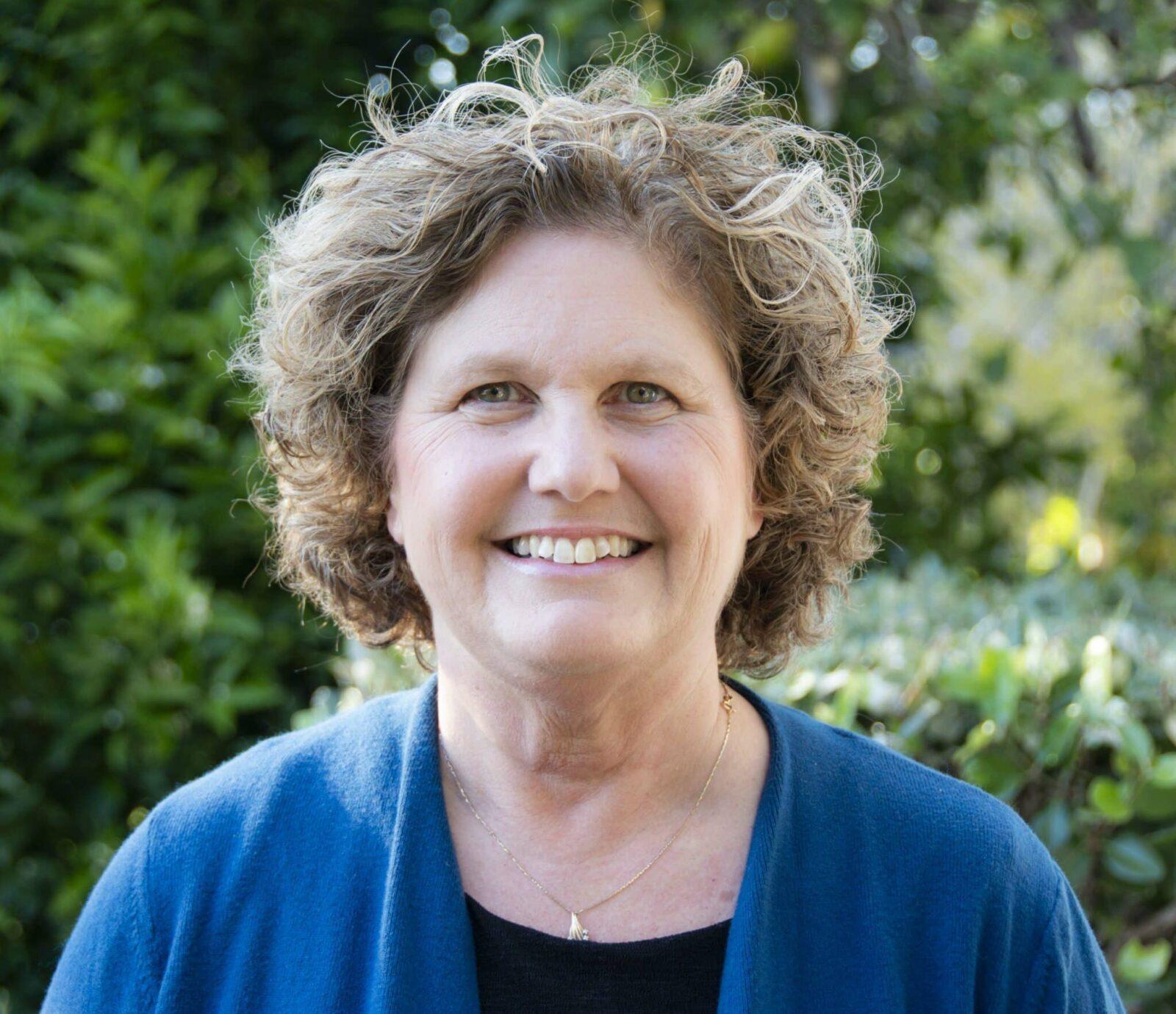 Karen Dutton se incorpora a la Comité Directivo de Santa Barbara Education Foundation